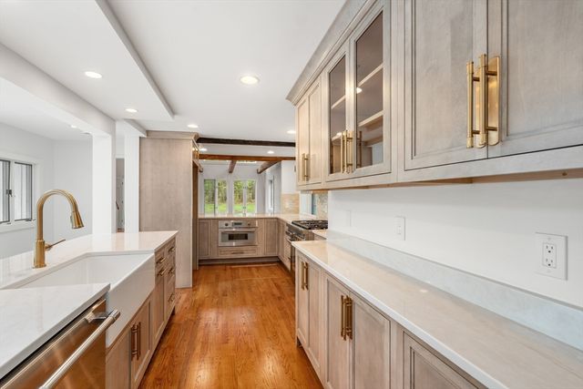 82 Maynard Road, Sudbury, MA 01776