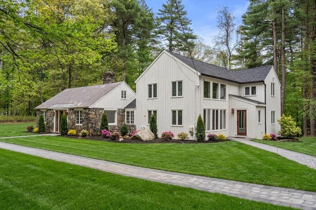 82 Maynard Road, Sudbury, MA 01776