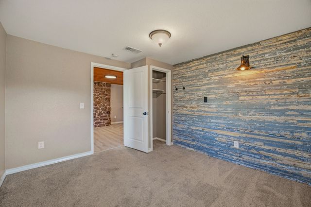 405 S Hannaford Street, Granbury, TX 76048