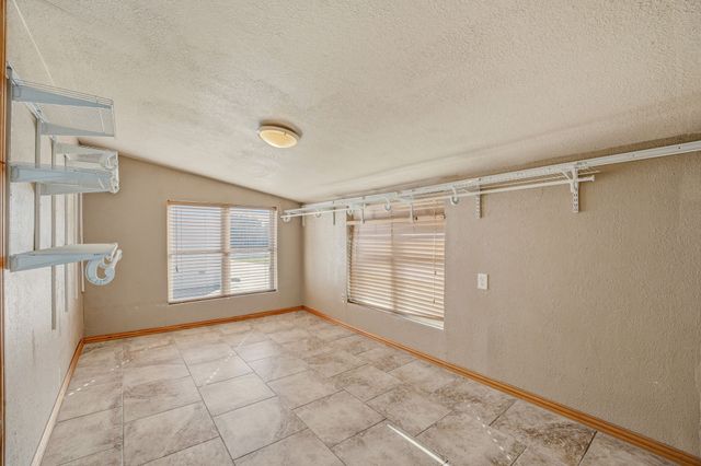 405 S Hannaford Street, Granbury, TX 76048