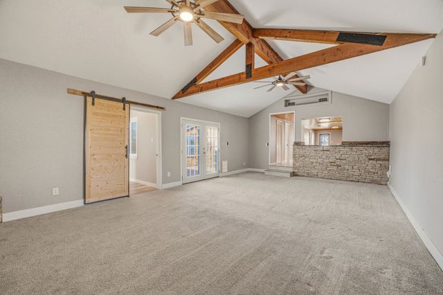 405 S Hannaford Street, Granbury, TX 76048