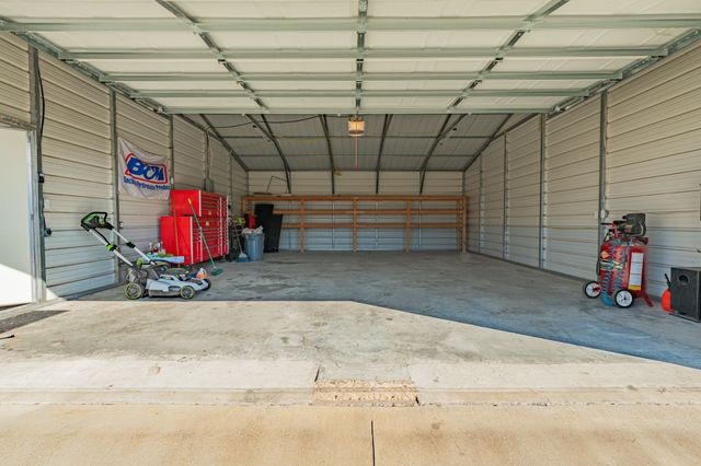 405 S Hannaford Street, Granbury, TX 76048