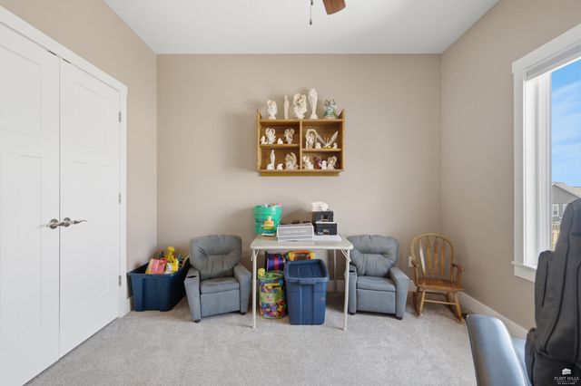 4754 Christine Circle, Manhattan, KS 66502