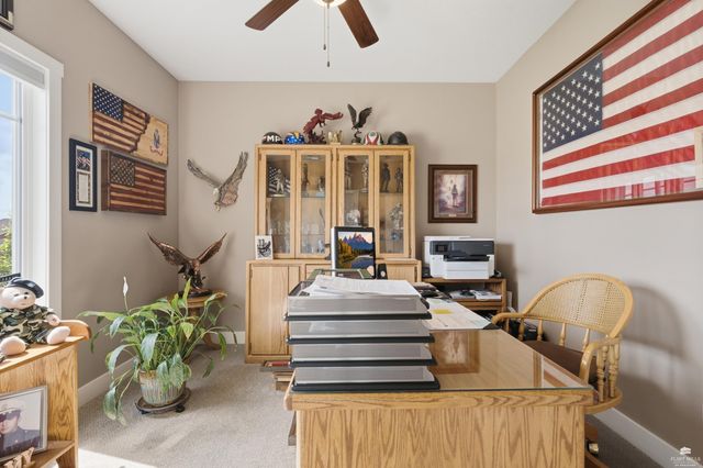 4754 Christine Circle, Manhattan, KS 66502