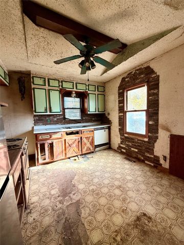 512 Morton Avenue, Des Moines, IA 50313