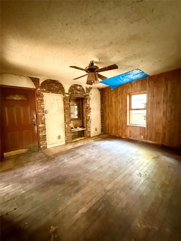 512 Morton Avenue, Des Moines, IA 50313