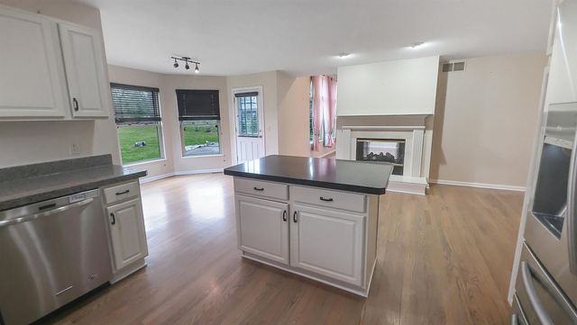 4297 Oak Tree Court, Fenton Twp, MI 48430