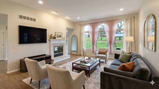 4297 Oak Tree Court, Fenton Twp, MI 48430