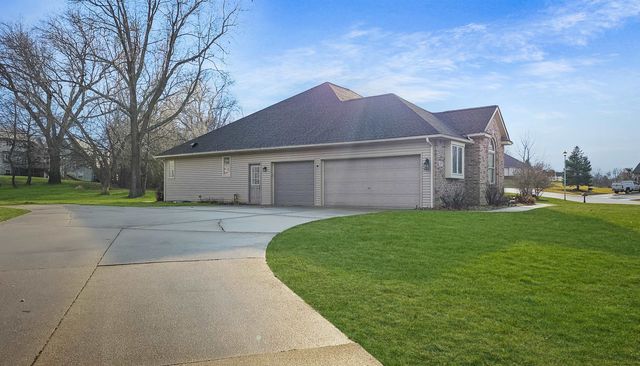 4297 Oak Tree Court, Fenton Twp, MI 48430