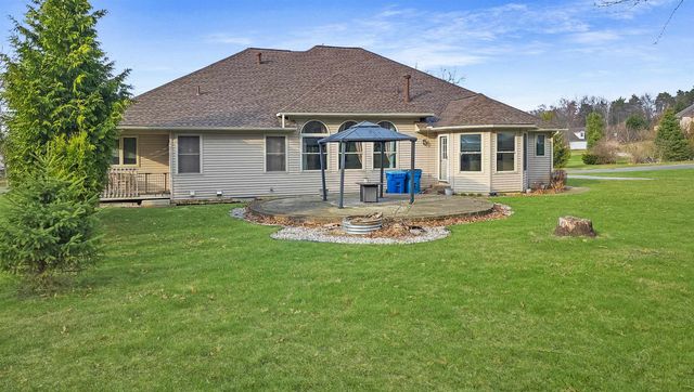 4297 Oak Tree Court, Fenton Twp, MI 48430