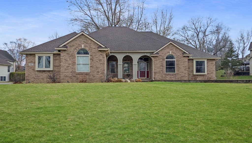 4297 Oak Tree Court, Fenton Twp, MI 48430