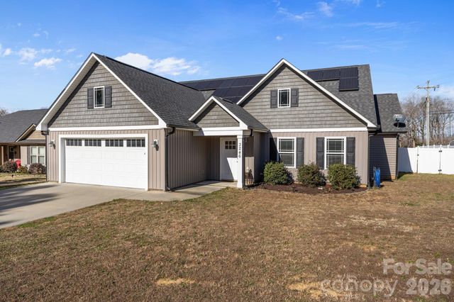 3246 Camp Julia Road, Kannapolis, NC 28083