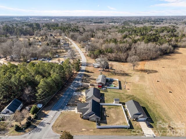 3246 Camp Julia Road, Kannapolis, NC 28083