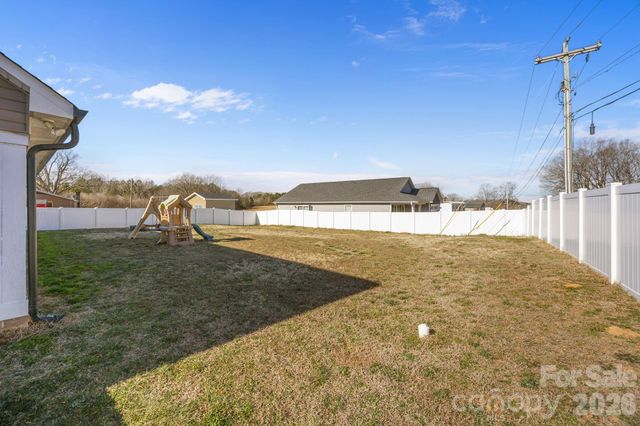 3246 Camp Julia Road, Kannapolis, NC 28083