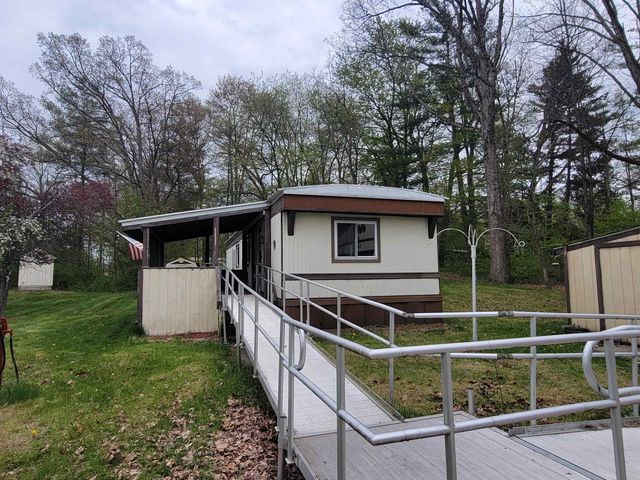 1253 S 8 Mile Road, Midland, MI 48640