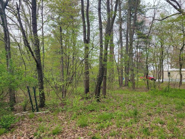 1253 S 8 Mile Road, Midland, MI 48640