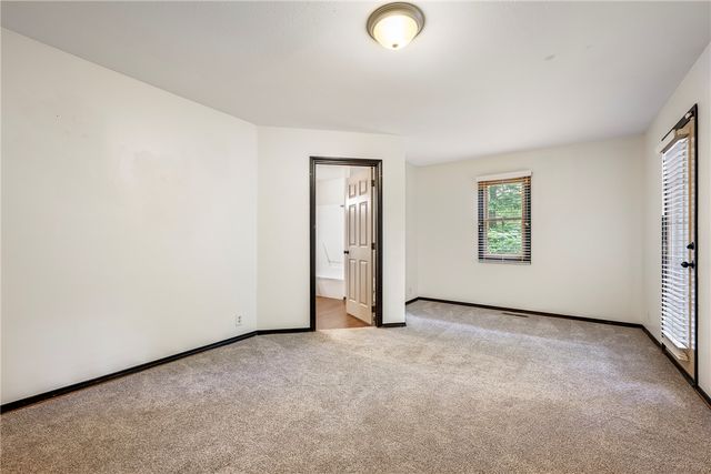 4 Cherhill Drive, Bella Vista, AR 72714
