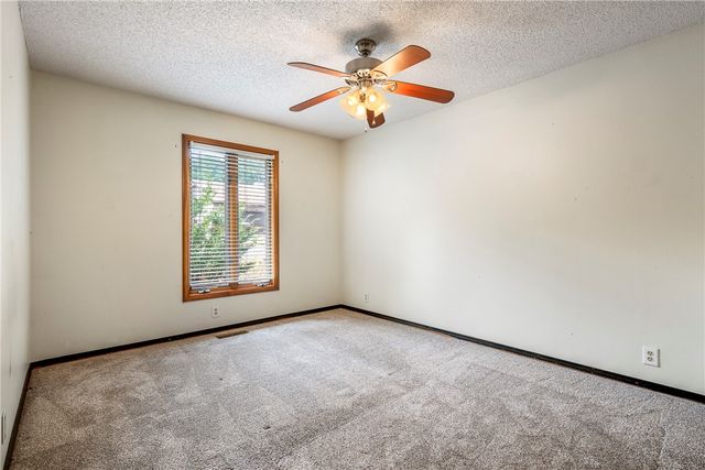 4 Cherhill Drive, Bella Vista, AR 72714