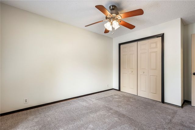 4 Cherhill Drive, Bella Vista, AR 72714