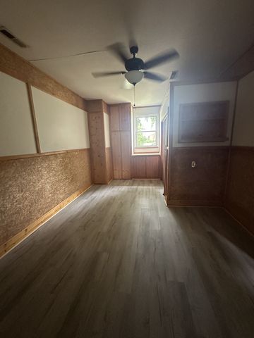 312 Plantation Dr, Clarksville, TN 37042