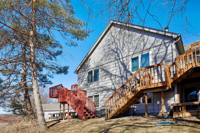 8178 Dellwood Drive, Urbandale, IA 50322