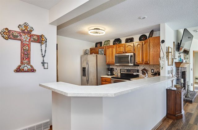 8178 Dellwood Drive, Urbandale, IA 50322