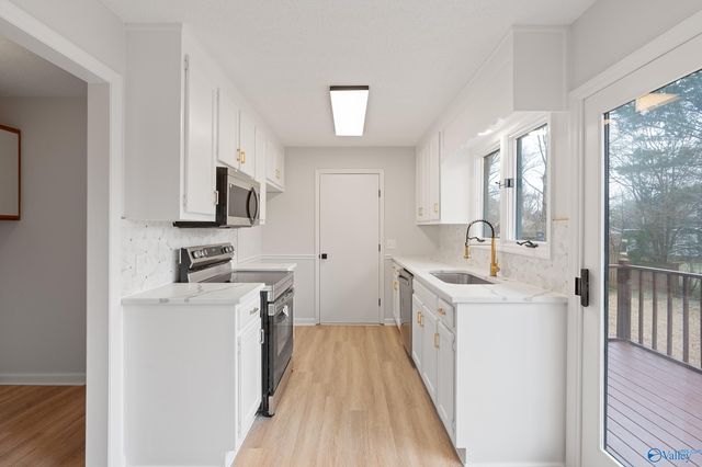 6605 Willow Springs Blvd NW, Huntsville, AL 35806