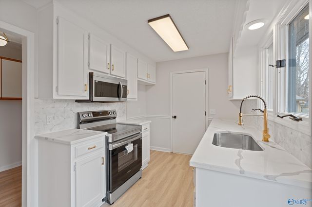 6605 Willow Springs Blvd NW, Huntsville, AL 35806