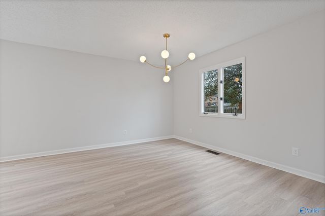 6605 Willow Springs Blvd NW, Huntsville, AL 35806