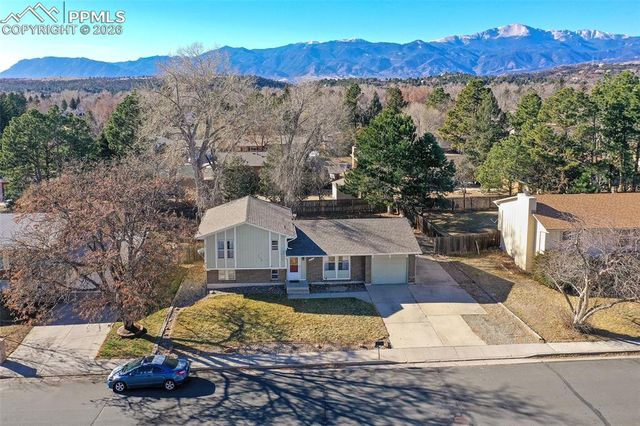 4622 Sprucewood Drive, Colorado Springs, CO 80918