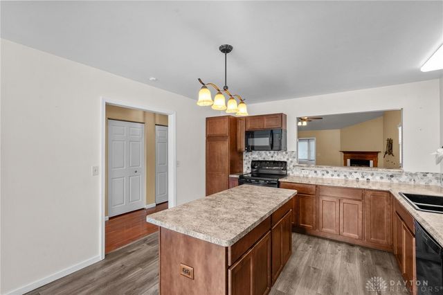 8477 Doe Run Place, Huber Heights, OH 45424