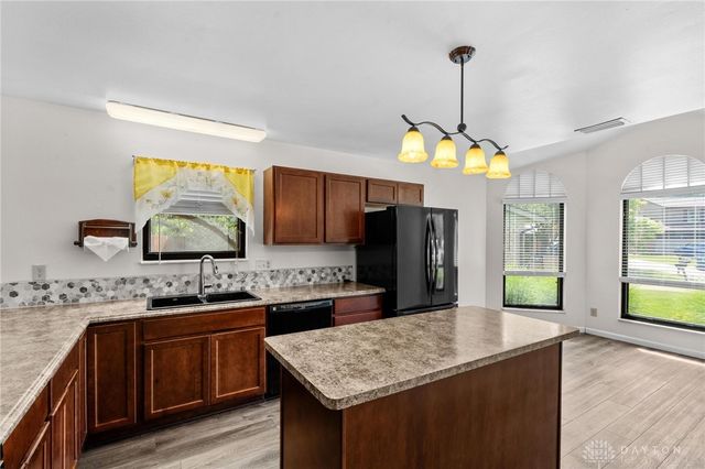 8477 Doe Run Place, Huber Heights, OH 45424
