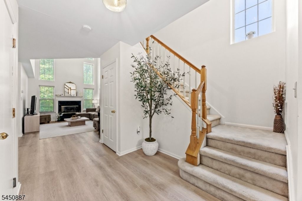 50 Washington Ct, Montville Twp., NJ 07082 — photo 3
