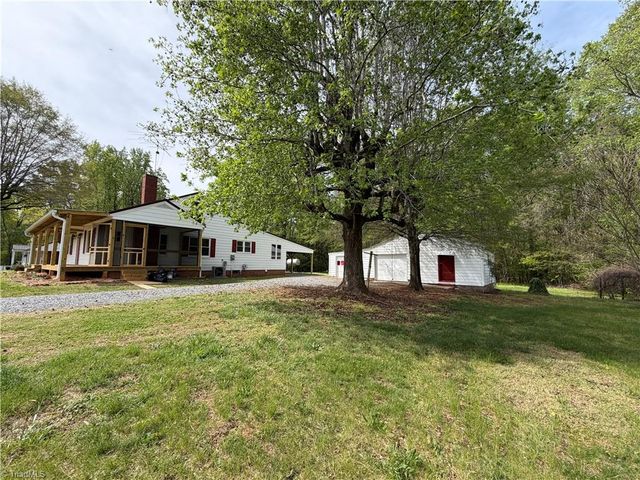 599 Cornatzer Road, Mocksville, NC 27028