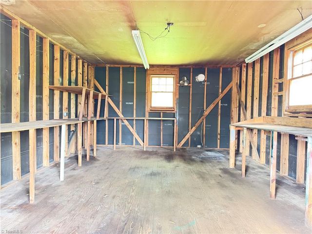 599 Cornatzer Road, Mocksville, NC 27028