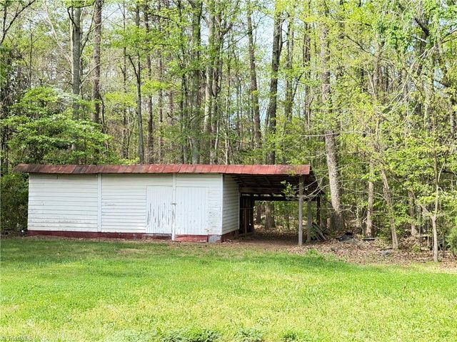 599 Cornatzer Road, Mocksville, NC 27028