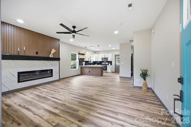 2412 SUMMIT Avenue, Kannapolis, NC 28081