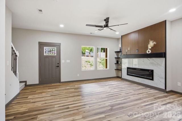2412 SUMMIT Avenue, Kannapolis, NC 28081