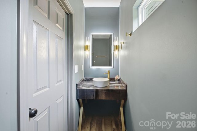 2412 SUMMIT Avenue, Kannapolis, NC 28081