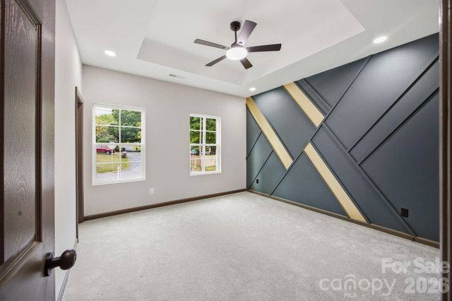 2412 SUMMIT Avenue, Kannapolis, NC 28081