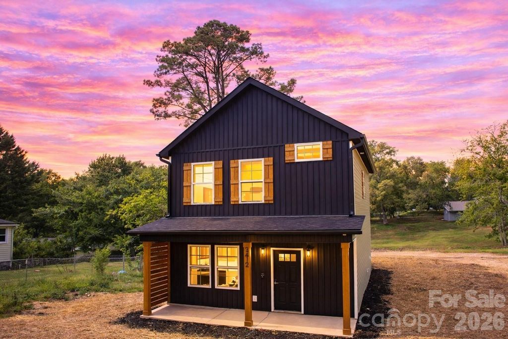 2412 SUMMIT Avenue, Kannapolis, NC 28081