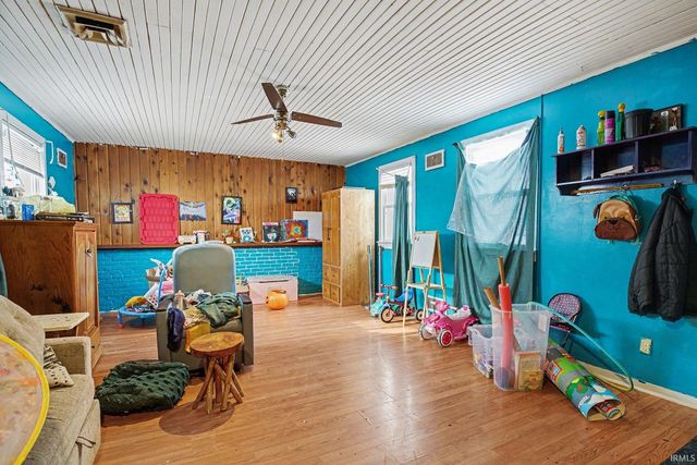 318 Goshen Avenue, Elkhart, IN 46516