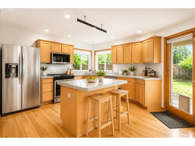 4608 Nw 166TH Ave, Portland, OR 97229
