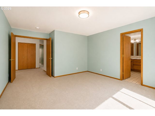 4608 Nw 166TH Ave, Portland, OR 97229