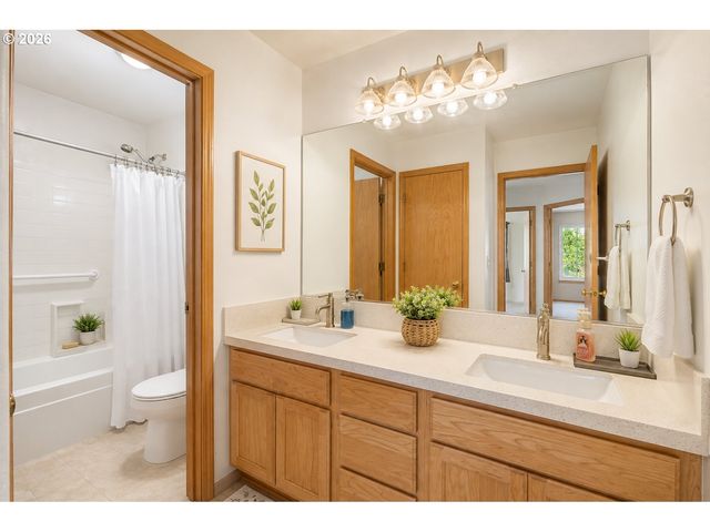 4608 Nw 166TH Ave, Portland, OR 97229