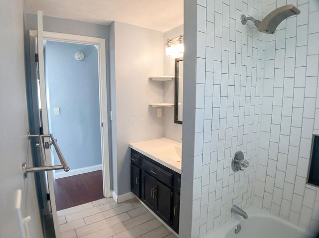 3511 Countryview Drive, Canal Winchester, OH 43110