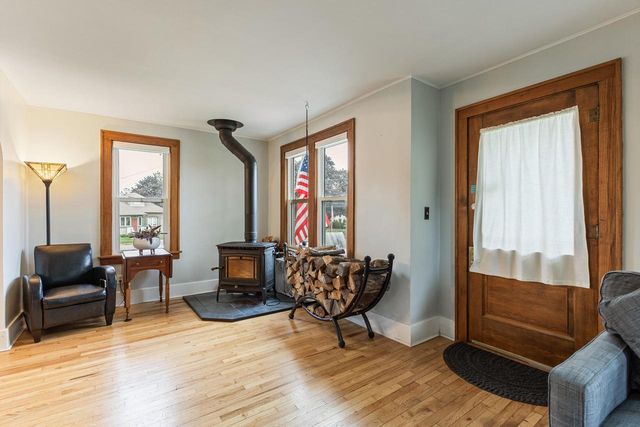 408 Orchard STREET, Burlington, WI 53105