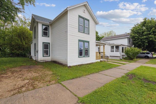 318 W Racine Street, Janesville, WI 53548