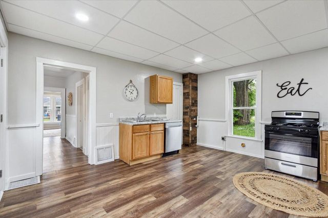 318 W Racine Street, Janesville, WI 53548
