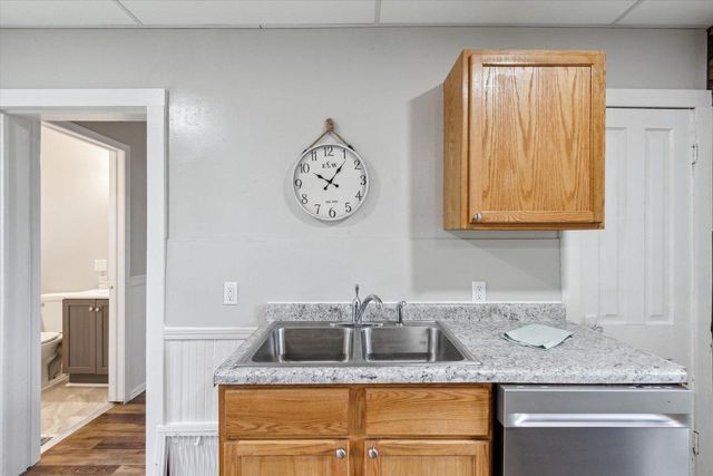 318 W Racine Street, Janesville, WI 53548